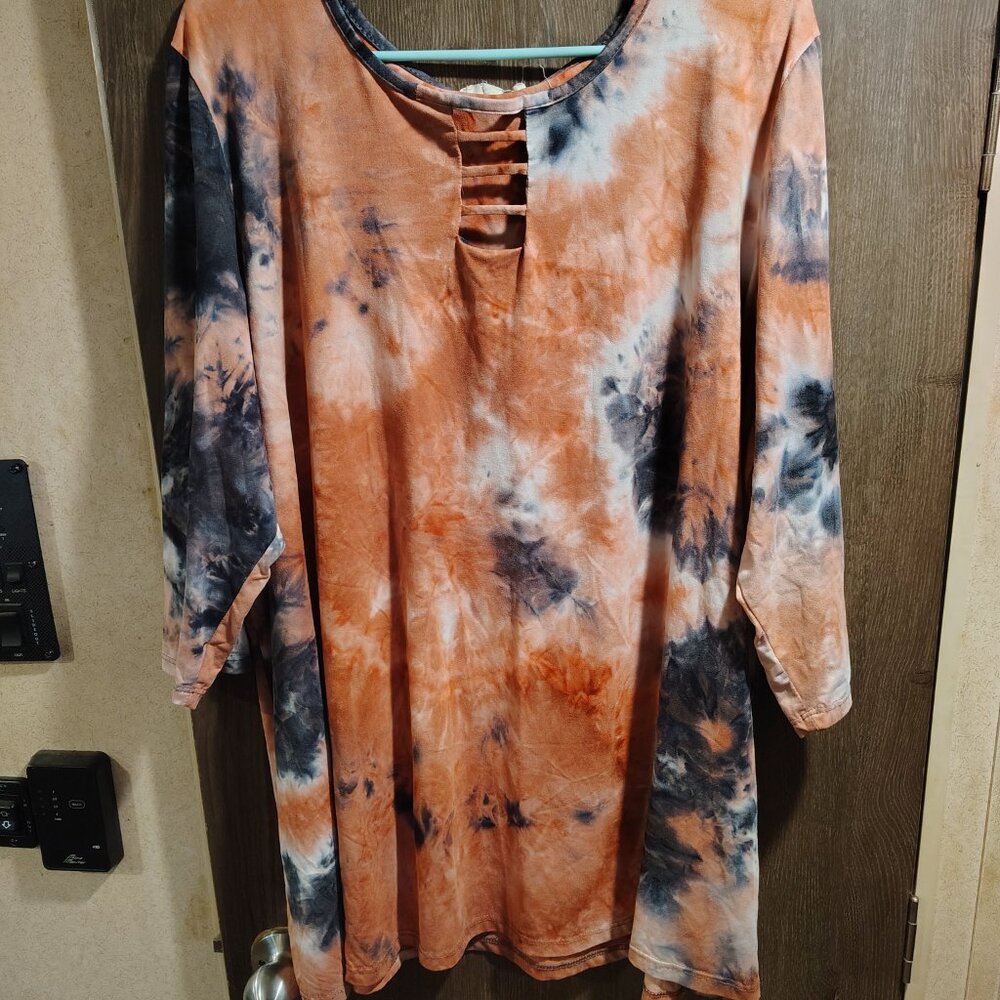 Shirts - Picture 6 of 6